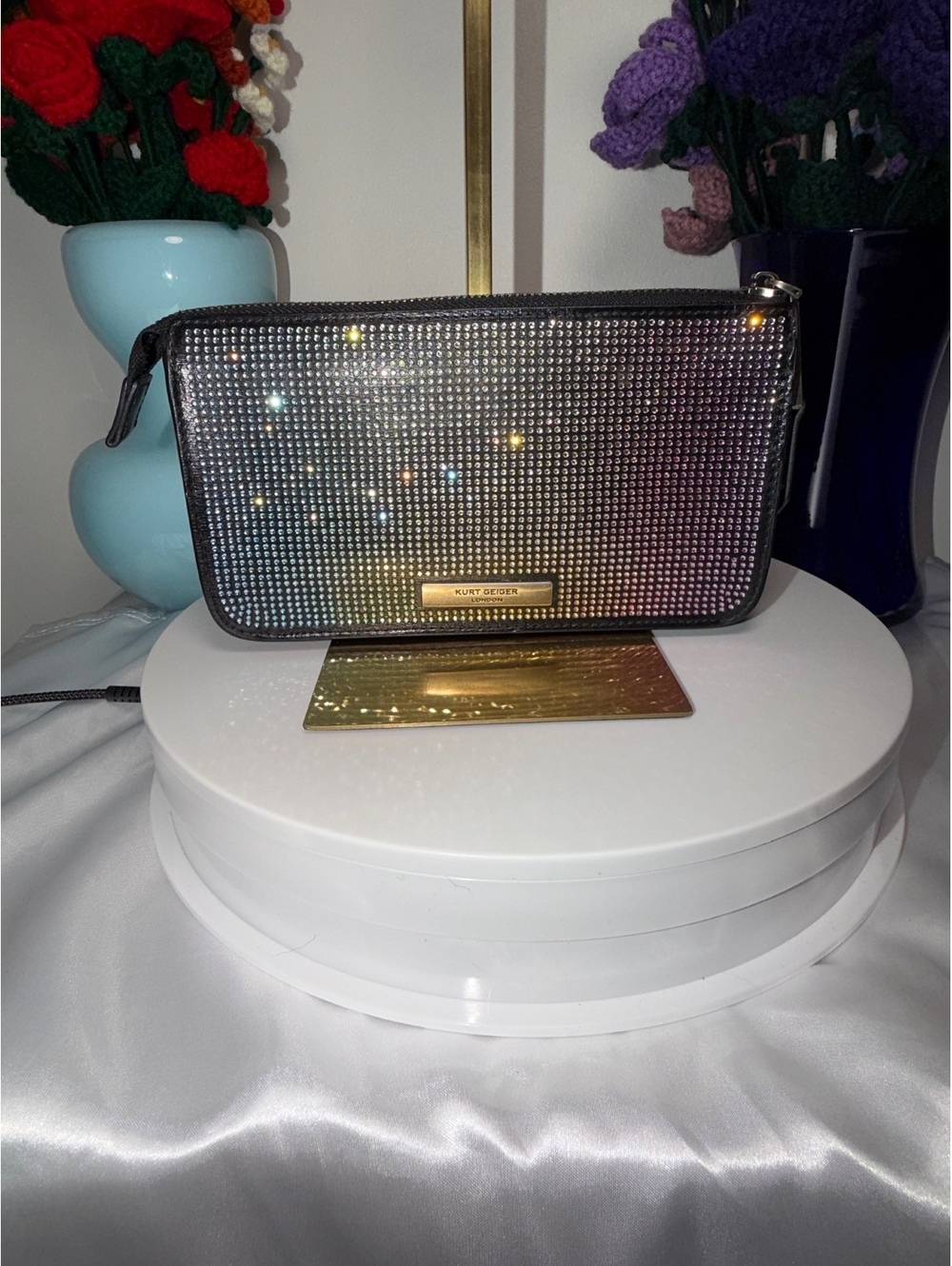 Kurt Geiger London Shoreditch Crystal Crossbody Bag EUC - Picture 4 of 10
